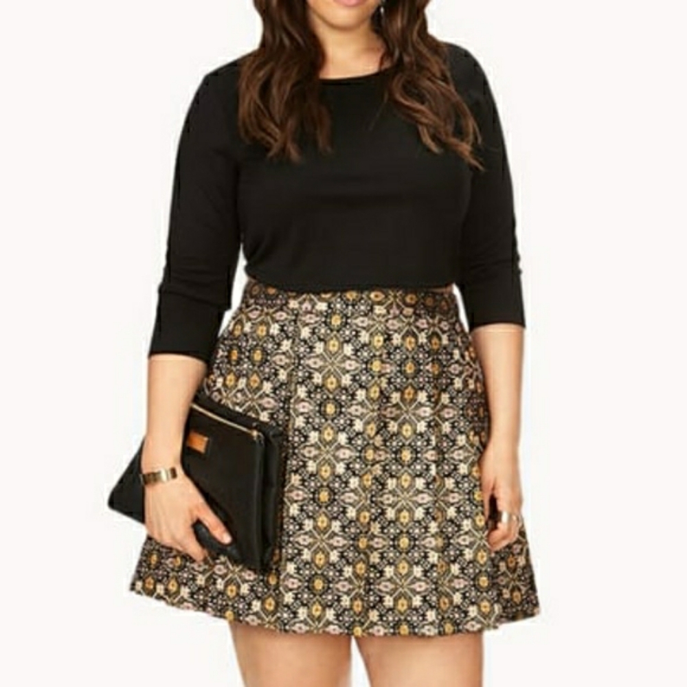 Forever 21 plus brocade skater skirt size "14"
